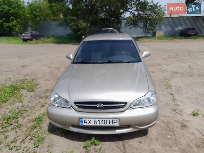 Kia Clarus 1998