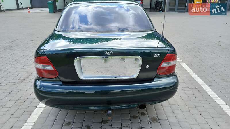 Седан Kia Clarus 1998 в Харькове