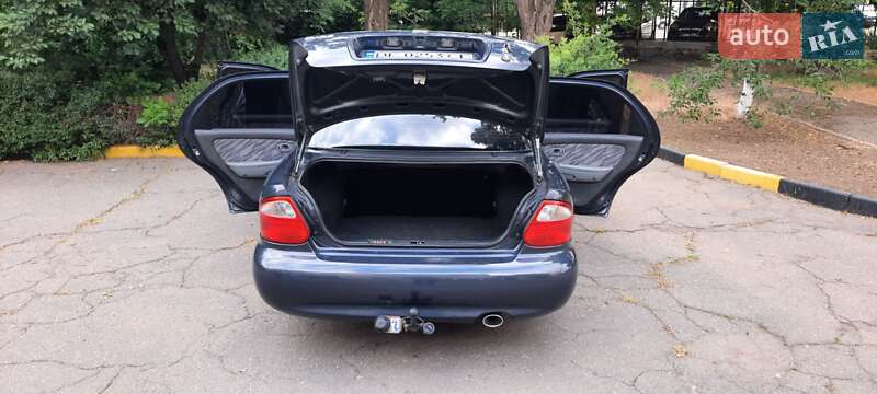 Седан Kia Clarus 1999 в Николаеве