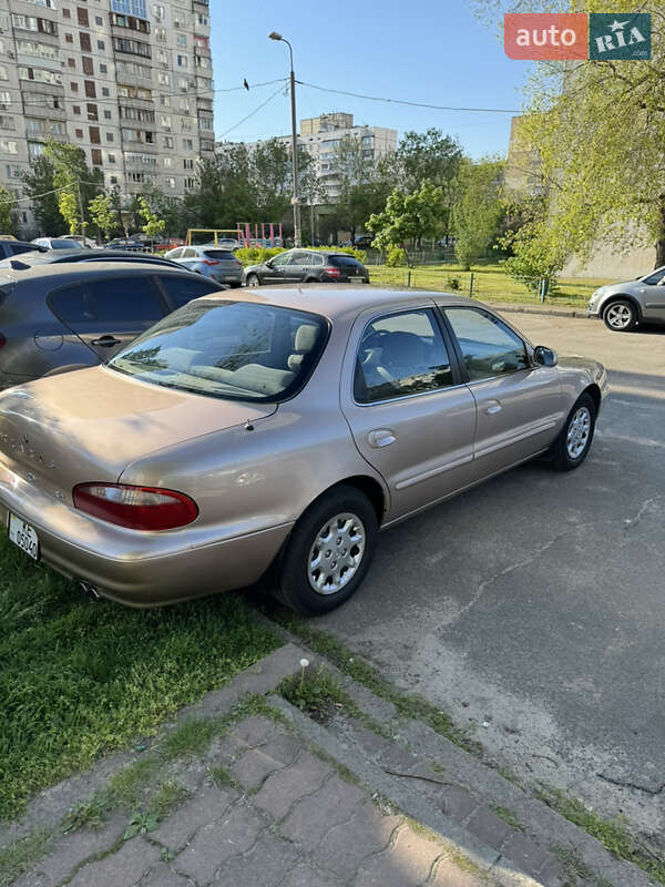 Седан Kia Clarus 1997 в Киеве