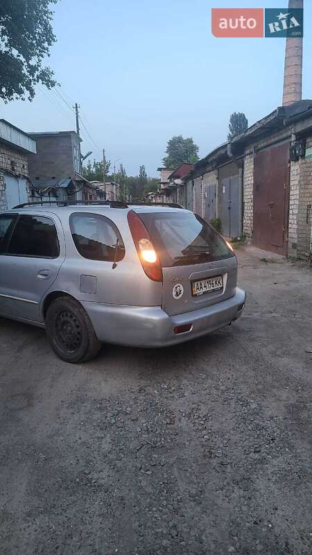 Универсал Kia Clarus 1998 в Киеве