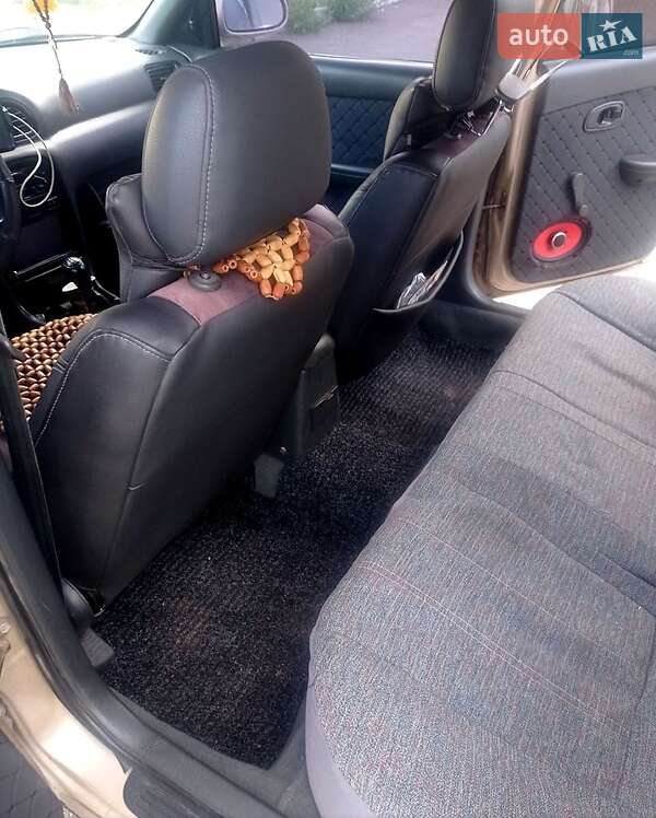 Седан Kia Clarus 1997 в Бердичеве