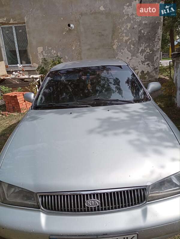 Седан Kia Clarus 1996 в 