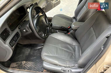 Седан Kia Clarus 1998 в 