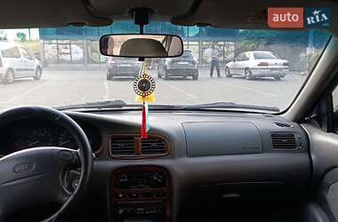 Седан Kia Clarus 1997 в 