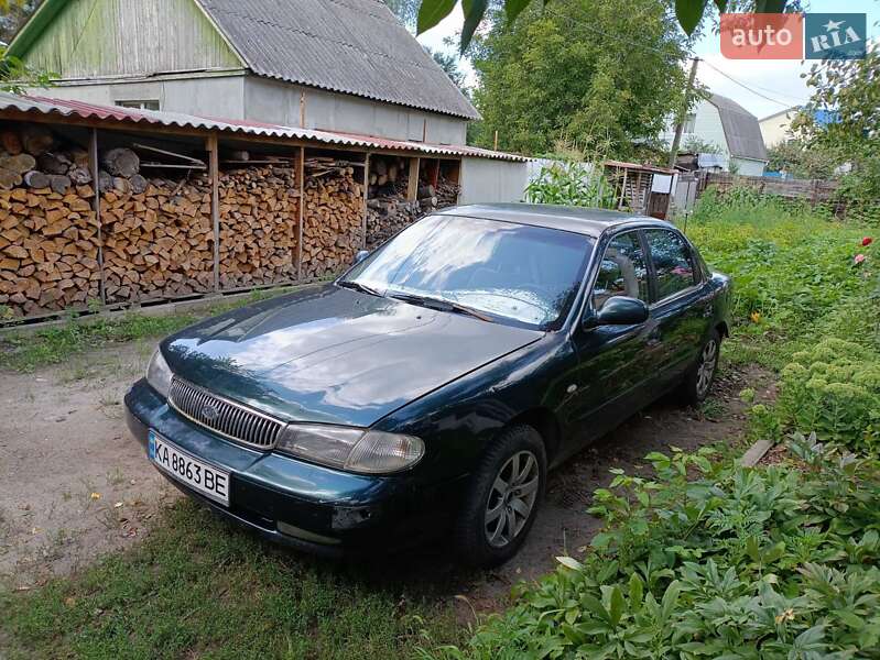 Седан Kia Clarus 1997 в Києві