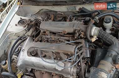 Седан Kia Clarus 1998 в Павлограде