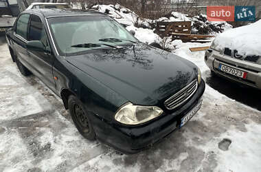 Седан Kia Clarus 1998 в Харькове