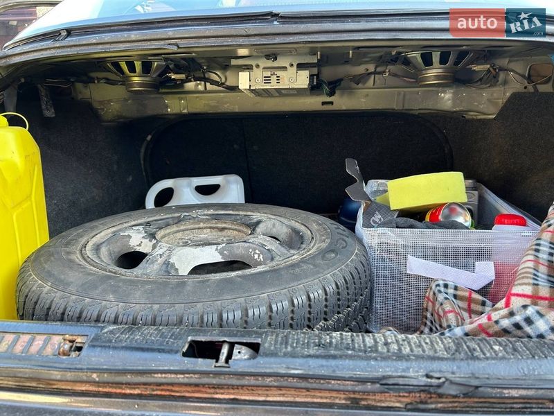 Седан Kia Clarus 1998 в Луцьку