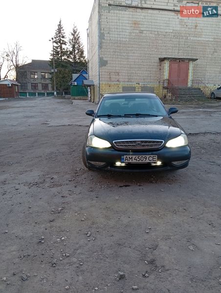 Седан Kia Clarus 1999 в Піщанці