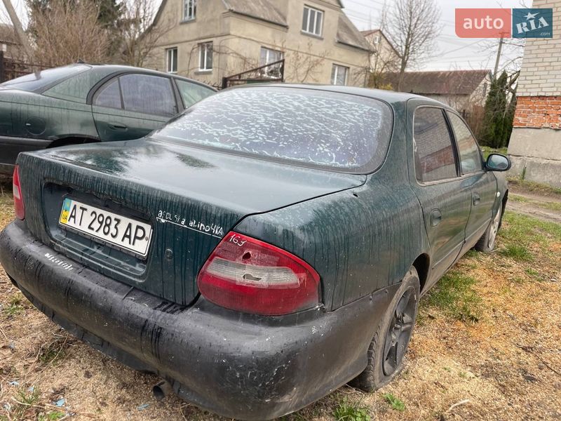 Седан Kia Clarus 1998 в Владимире