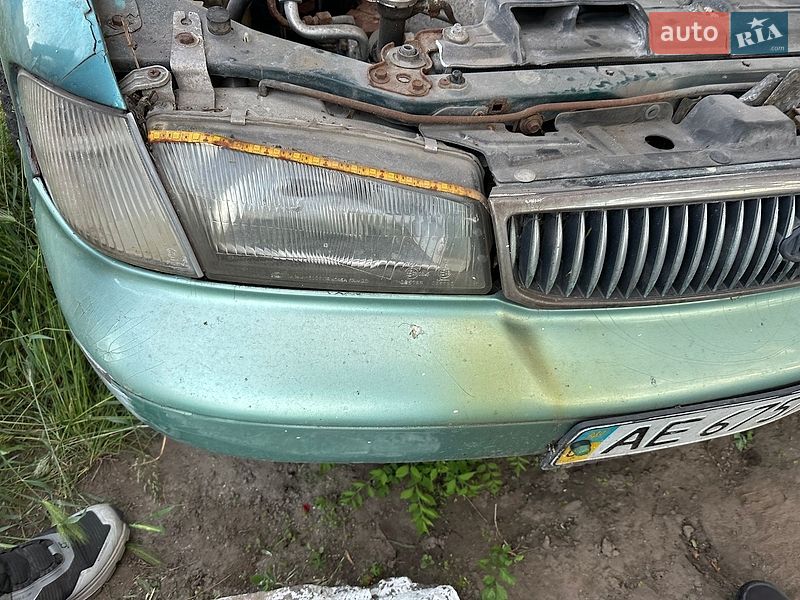 Седан Kia Clarus 1997 в Каменском