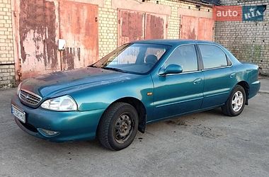 Седан Kia Clarus 1998 в Нетешине