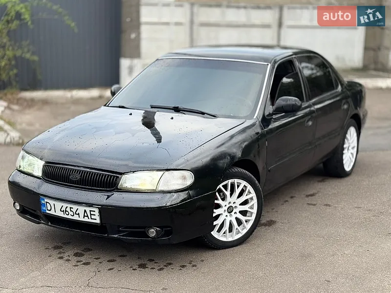 Kia Clarus