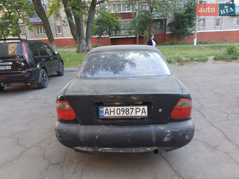 Седан Kia Credos 1998 в Краматорске