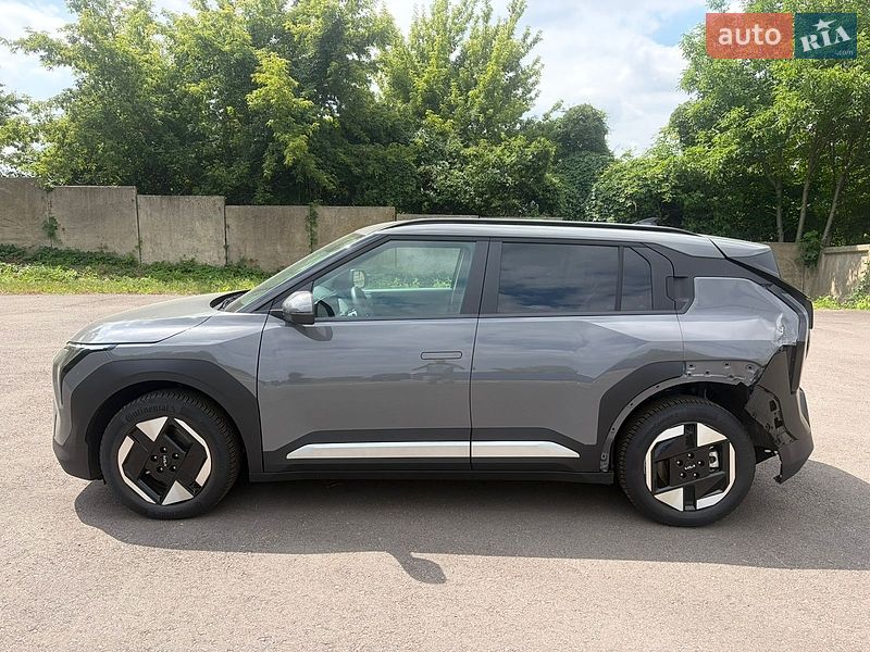 Внедорожник / Кроссовер Kia EV3 2025 в Ровно