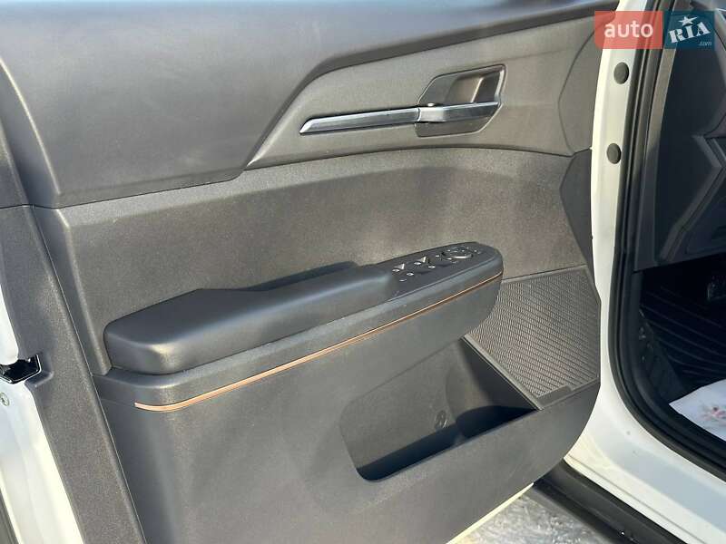 Внедорожник / Кроссовер Kia EV5 2024 в Львове