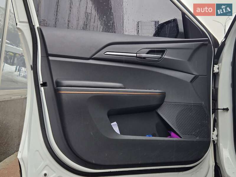 Позашляховик / Кросовер Kia EV5 2024 в Києві