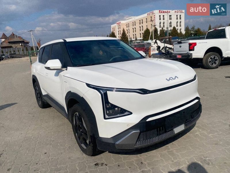 2023 KIA EV5, VIN LJD2BA1F3P0001745:plate — zdjęcie 1 (autoria)