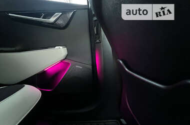 Внедорожник / Кроссовер Kia EV6 2022 в 