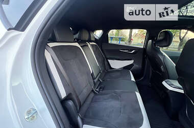 Внедорожник / Кроссовер Kia EV6 2022 в 