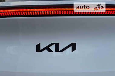 Внедорожник / Кроссовер Kia EV6 2022 в 