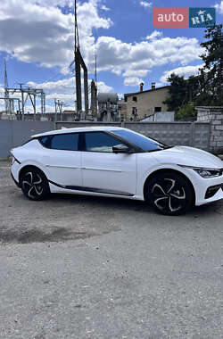 Позашляховик / Кросовер Kia EV6 2021 в 