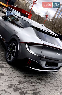 Внедорожник / Кроссовер Kia EV6 2023 в 