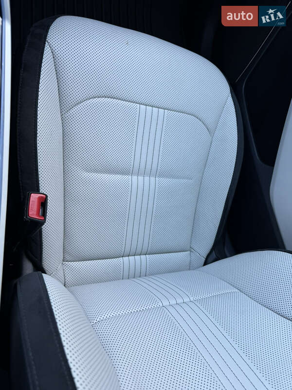 Внедорожник / Кроссовер Kia EV6 2021 в Ивано-Франковске