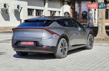 Позашляховик / Кросовер Kia EV6 2023 в 
