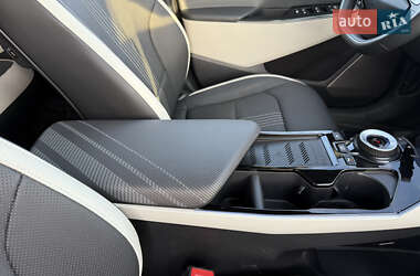 Позашляховик / Кросовер Kia EV6 2024 в 