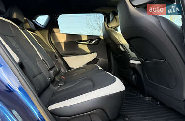 Позашляховик / Кросовер Kia EV6 2024 в 