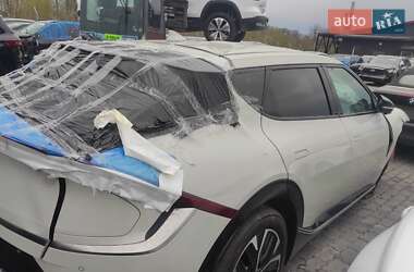 Внедорожник / Кроссовер Kia EV6 2022 в 