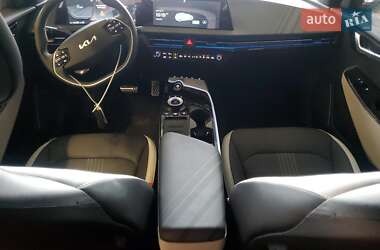 Позашляховик / Кросовер Kia EV6 2024 в 