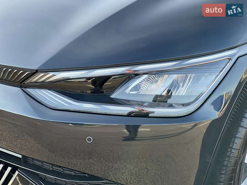 Внедорожник / Кроссовер Kia EV6 2023 в Ровно