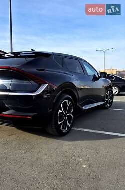 Позашляховик / Кросовер Kia EV6 2023 в 