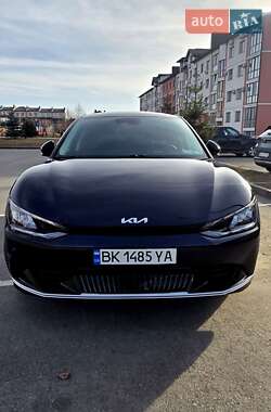 Позашляховик / Кросовер Kia EV6 2023 в 