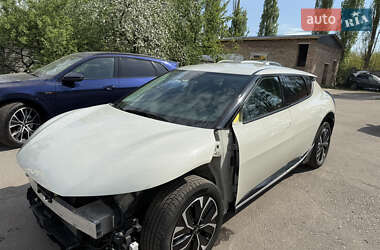 Внедорожник / Кроссовер Kia EV6 2022 в 