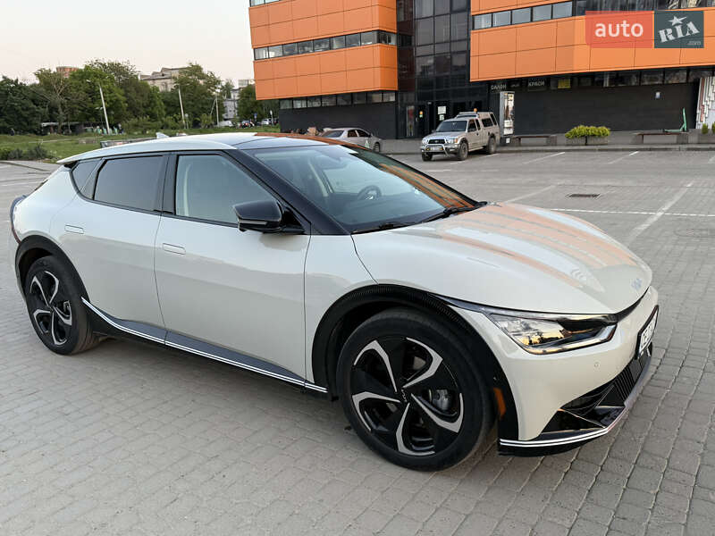 Внедорожник / Кроссовер Kia EV6 2021 в 