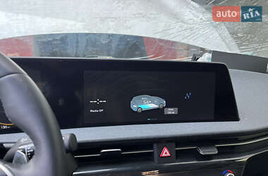 Позашляховик / Кросовер Kia EV6 2022 в 