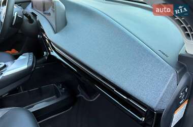 Позашляховик / Кросовер Kia EV6 2023 в 