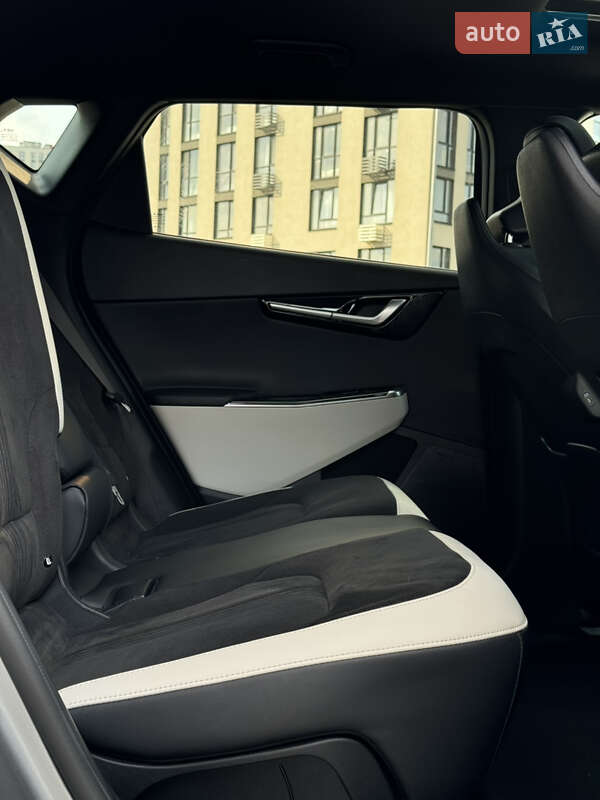 Позашляховик / Кросовер Kia EV6 2022 в Києві