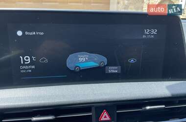 Внедорожник / Кроссовер Kia EV6 2021 в 