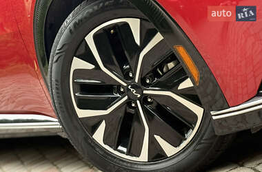 Внедорожник / Кроссовер Kia EV6 2023 в 