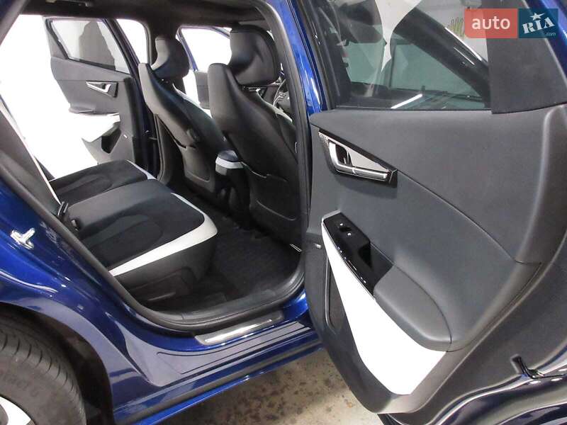 Внедорожник / Кроссовер Kia EV6 2023 в Киеве