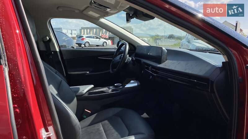 Позашляховик / Кросовер Kia EV6 2023 в Ужгороді фото 14 Позашляховик / Кросовер Kia EV6 2023 в Ужгороді