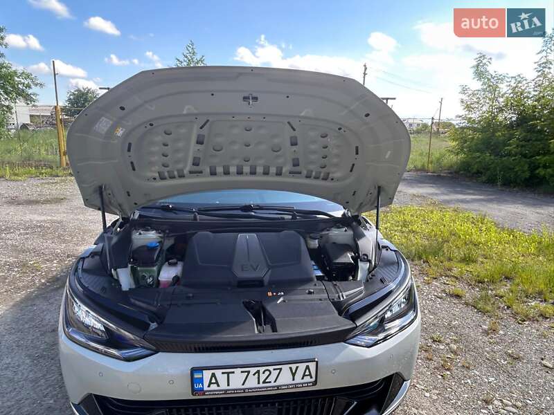 Позашляховик / Кросовер Kia EV6 2022 в Івано-Франківську