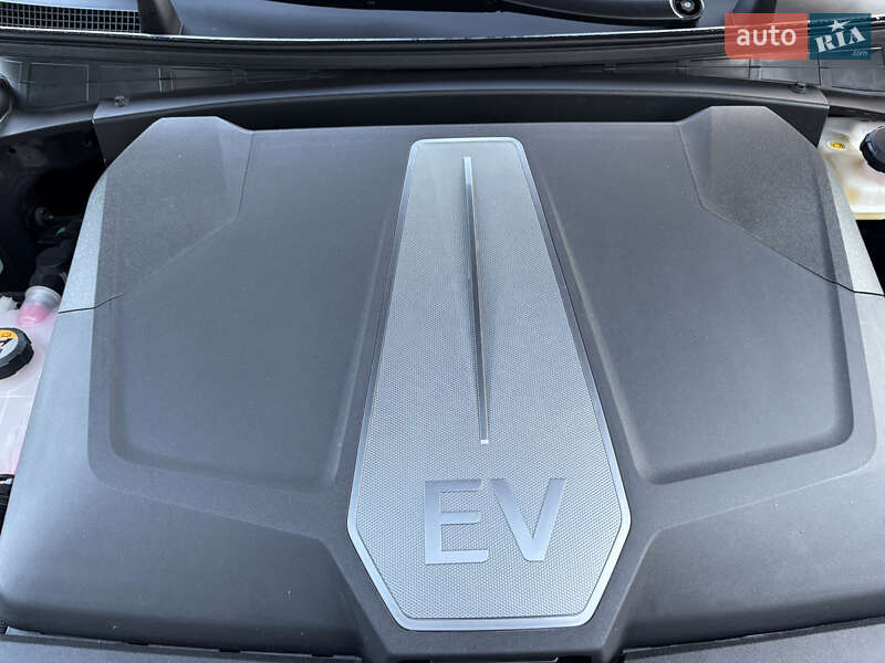 Внедорожник / Кроссовер Kia EV6 2023 в Чернигове