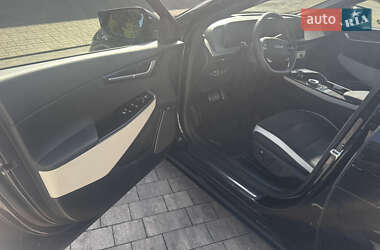Внедорожник / Кроссовер Kia EV6 2022 в 