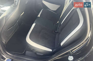Внедорожник / Кроссовер Kia EV6 2022 в 